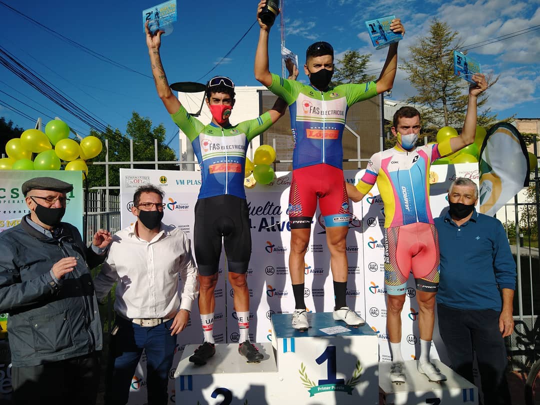 Vuelta de General Alvear: Nicolás Naranjo volvió a ganar y es líder