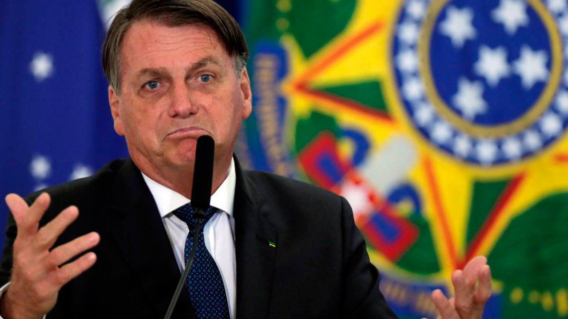 En pleno colapso sanitario, Bolsonaro insiste en su prédica anticuarentena en Brasil
