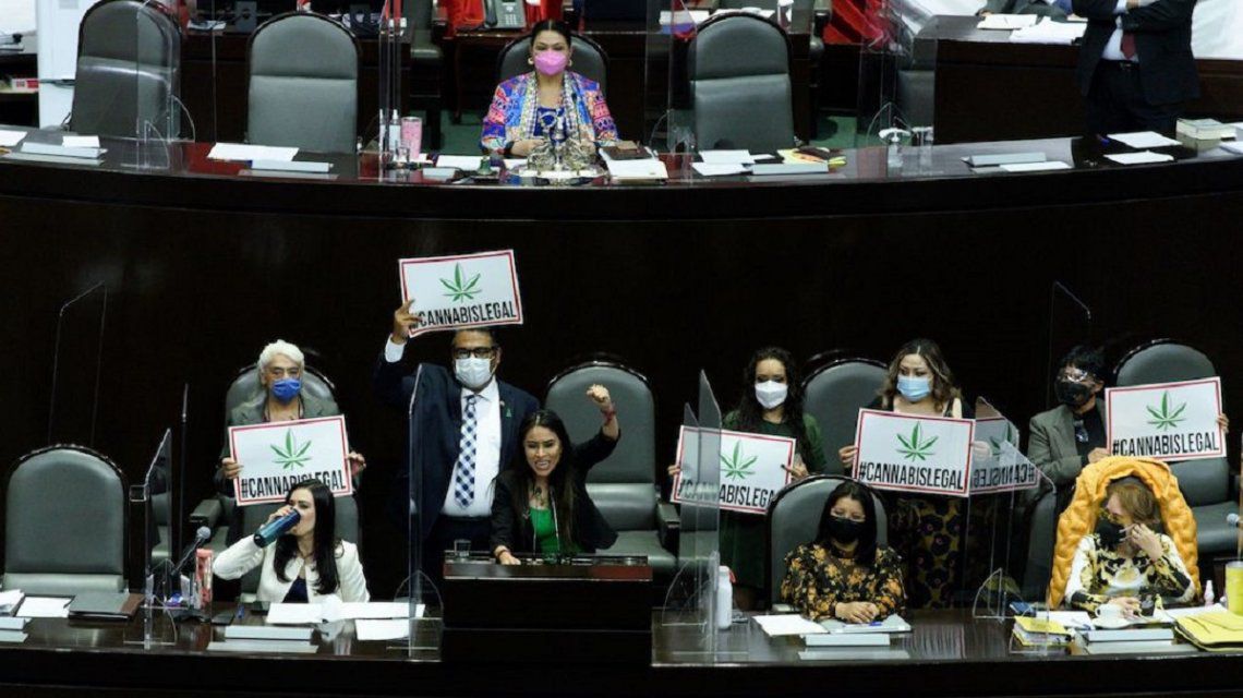 Diputados de México aprobó el uso recreativo de la marihuana