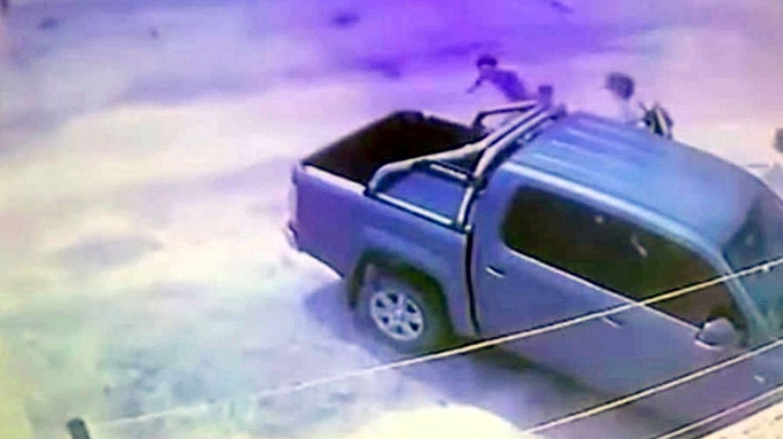 VIDEO: Dos nenes defendieron a su mamá de un motochorro