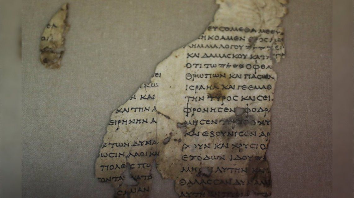 Importante hallazgo arqueológico en Israel: un pergamino bíblico de 2.000 años de antigüedad