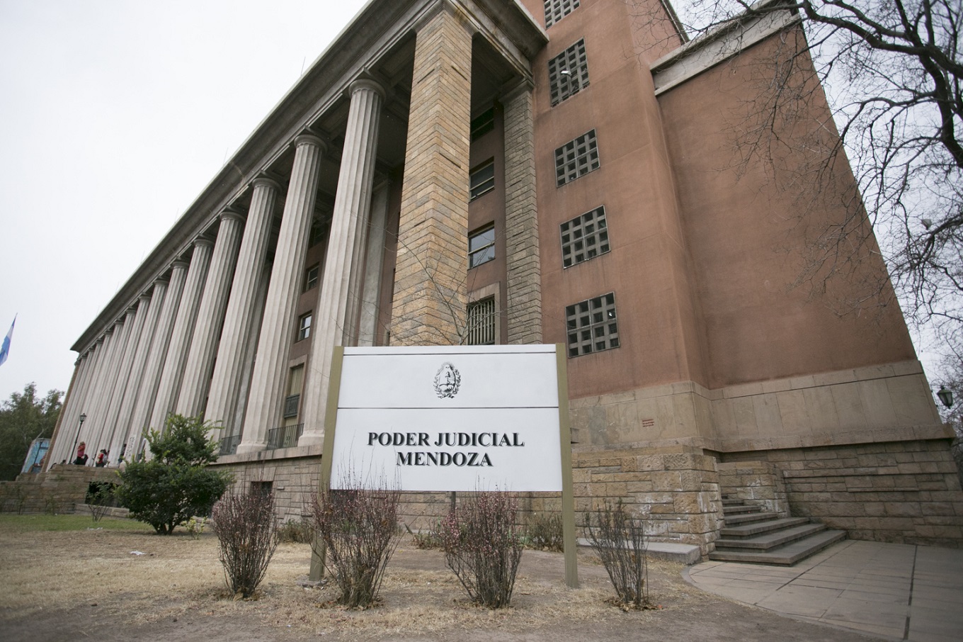 Buscan incrementar la virtualidad en la actividad de los registros de Mendoza