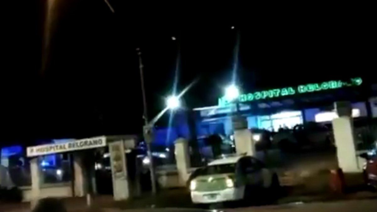 Feroz tiroteo frente a un hospital de Buenos Aires: Un muerto y varios heridos