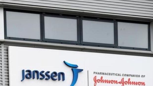 Europa no renovará desde 2022 los contratos con AstraZeneca y Johnson & Johnson
