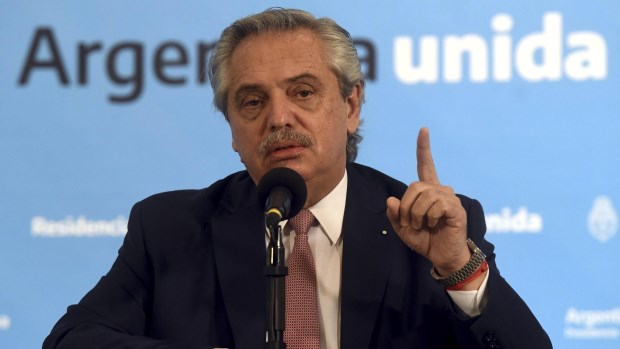 «A mí, la rebelión no», advirtió Alberto Fernández