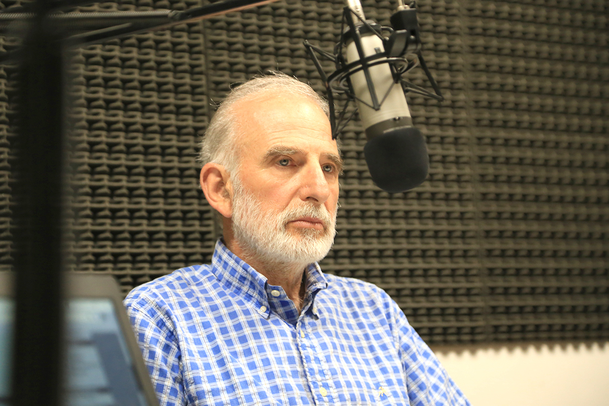 “El dinero público va  a los que tienen voz,  no a los que lo necesitan”