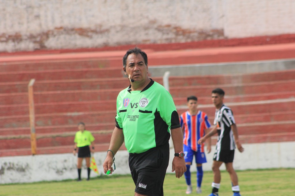 José Luis Martínez se despidió del arbitraje: “Me encantó la carrera que tuve”