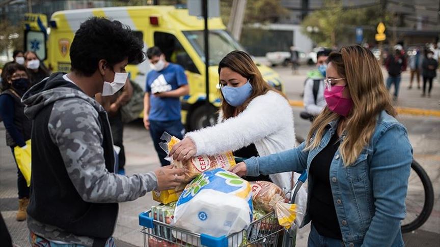 Por qué Chile está en el peor momento de la pandemia pese a la exitosa campaña de vacunación