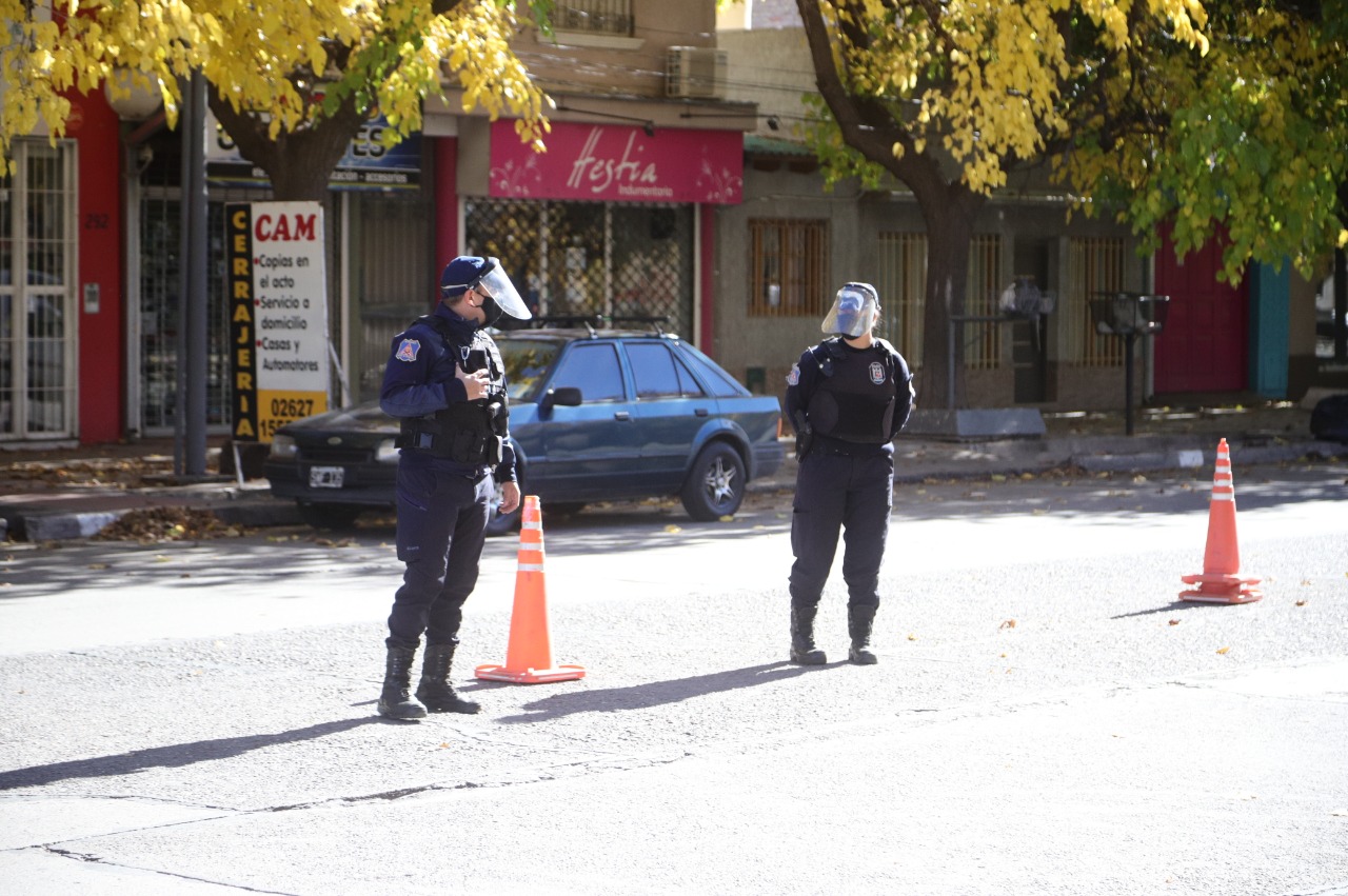 Se intensificaron los controles  policiales en Mendoza