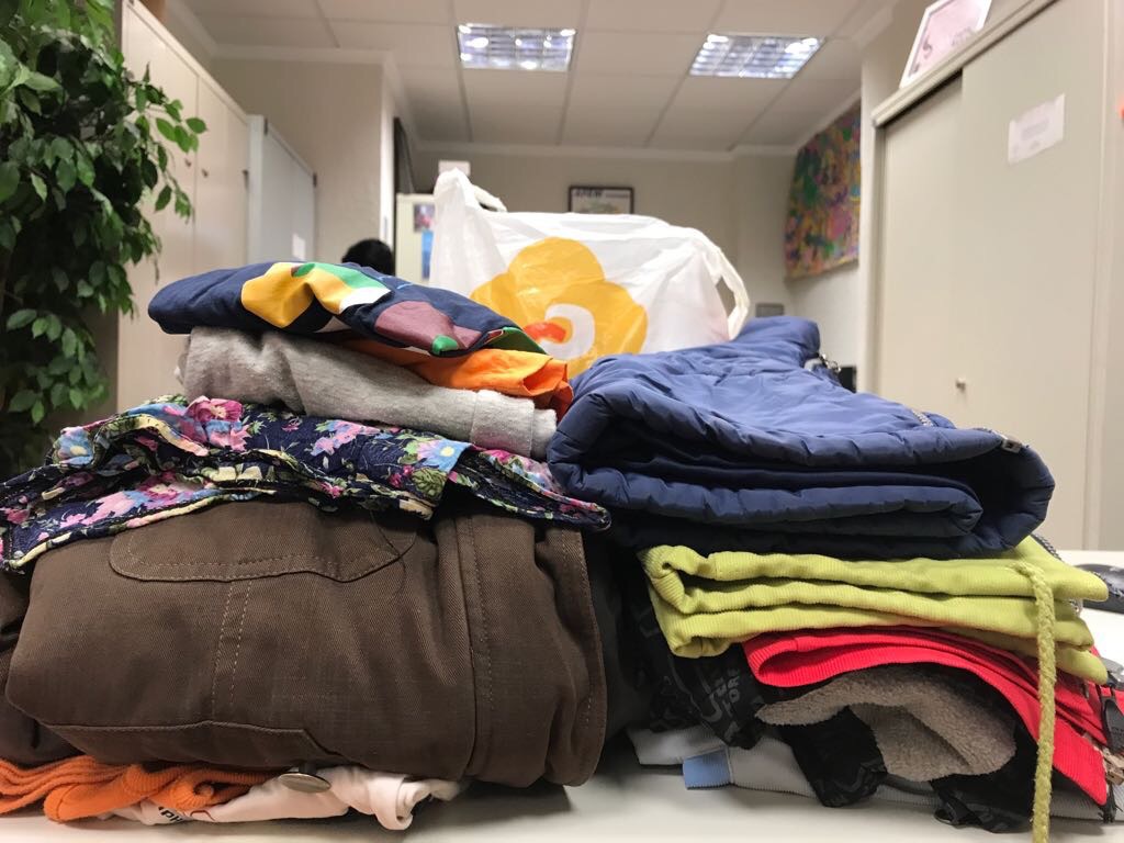 Desde un jardín maternal reúnen abrigo para los más necesitados
