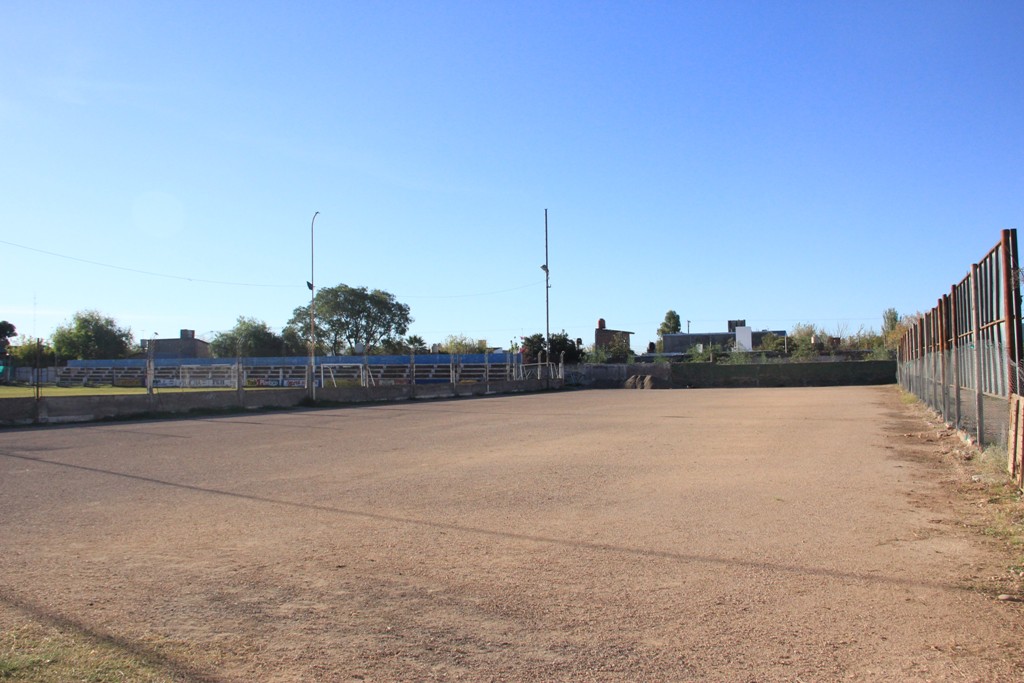 Deportivo Argentino tendrá canchas de césped sintético y renueva sus instalaciones
