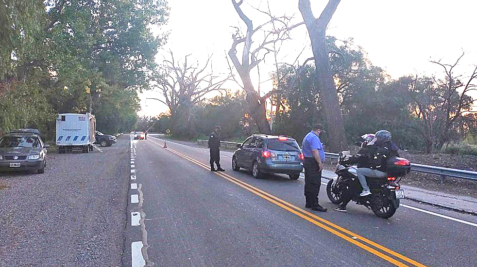 Policía montó puestos de control  en las rutas de ingreso a General Alvear