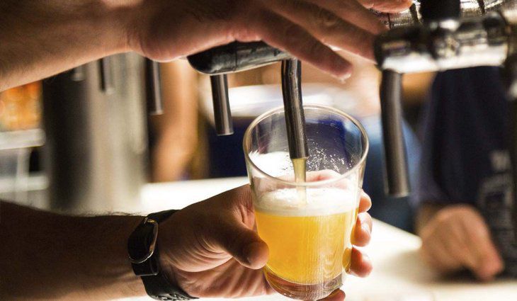 Boom de muertos por alcoholismo en el Reino Unido relacionados con el coronavirus