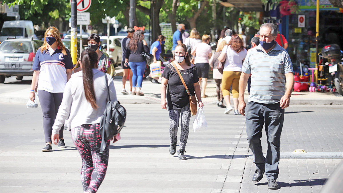 El ministro Ibáñez detalló las nuevas  medidas que rigen desde hoy en Mendoza