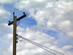 Intentó conectarse de forma clandestina a la línea eléctrica y murió por una descarga