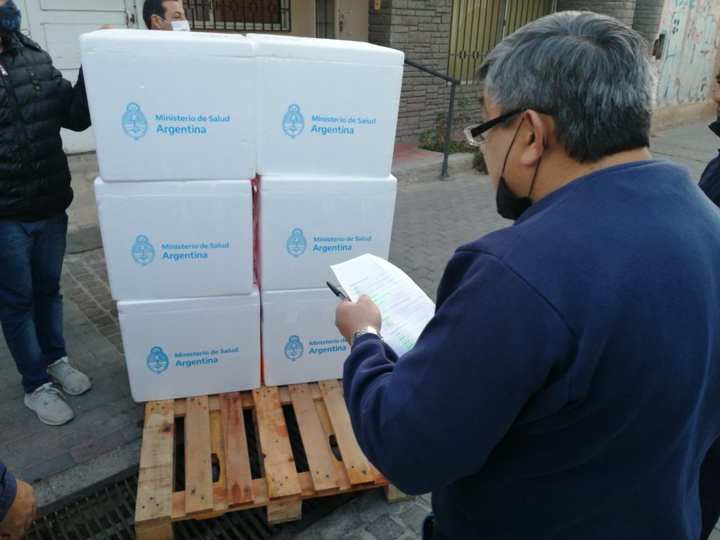 Se distribuyen 22 mil dosis de vacuna Sputnik V en Mendoza