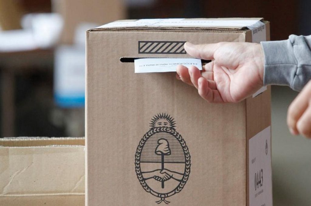 Mendoza confirmó que votará los cargos provinciales junto a los nacionales