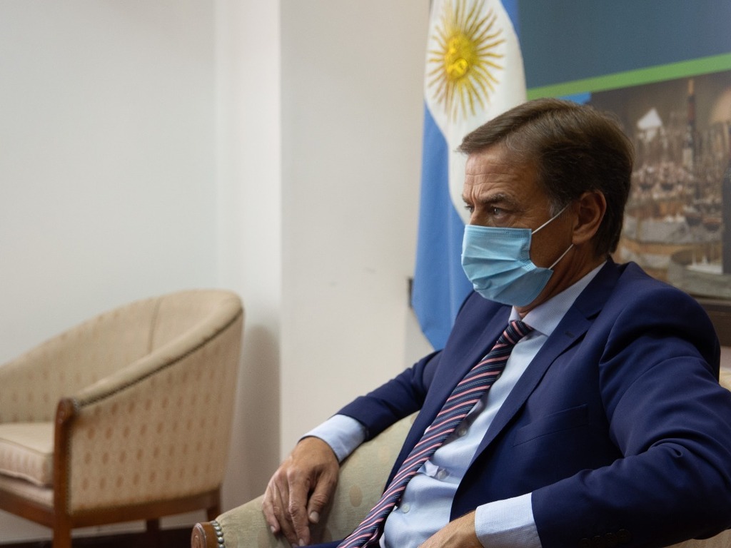 Rodolfo Suarez celebró el acuerdo con la Nación para crear empleo