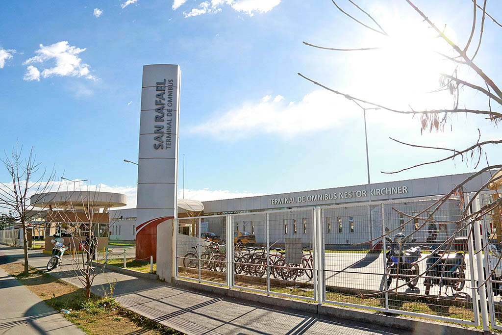 Se están preparando los pliegos para licitar el funcionamiento de la terminal de ómnibus