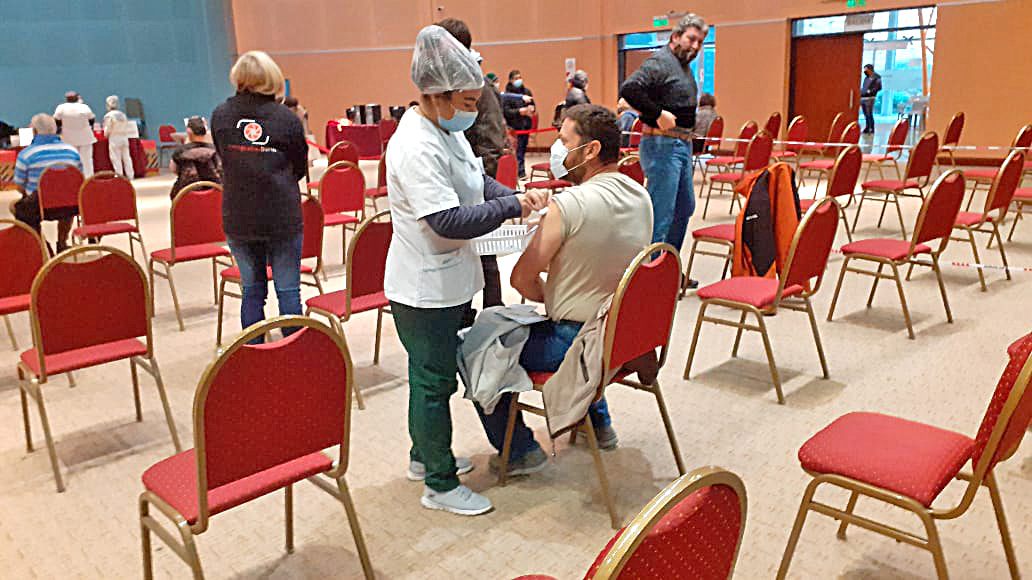 Hoy lunes se vacunará a quienes no hayan asistido a su turno