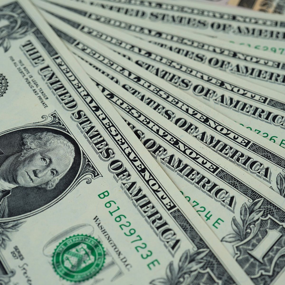 Imparable: El dólar blue se dispara y alcanza su valor más alto del año