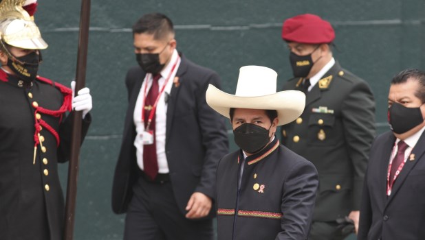 Castillo anunció un proyecto de ley para convocar a una Asamblea Constituyente en Perú