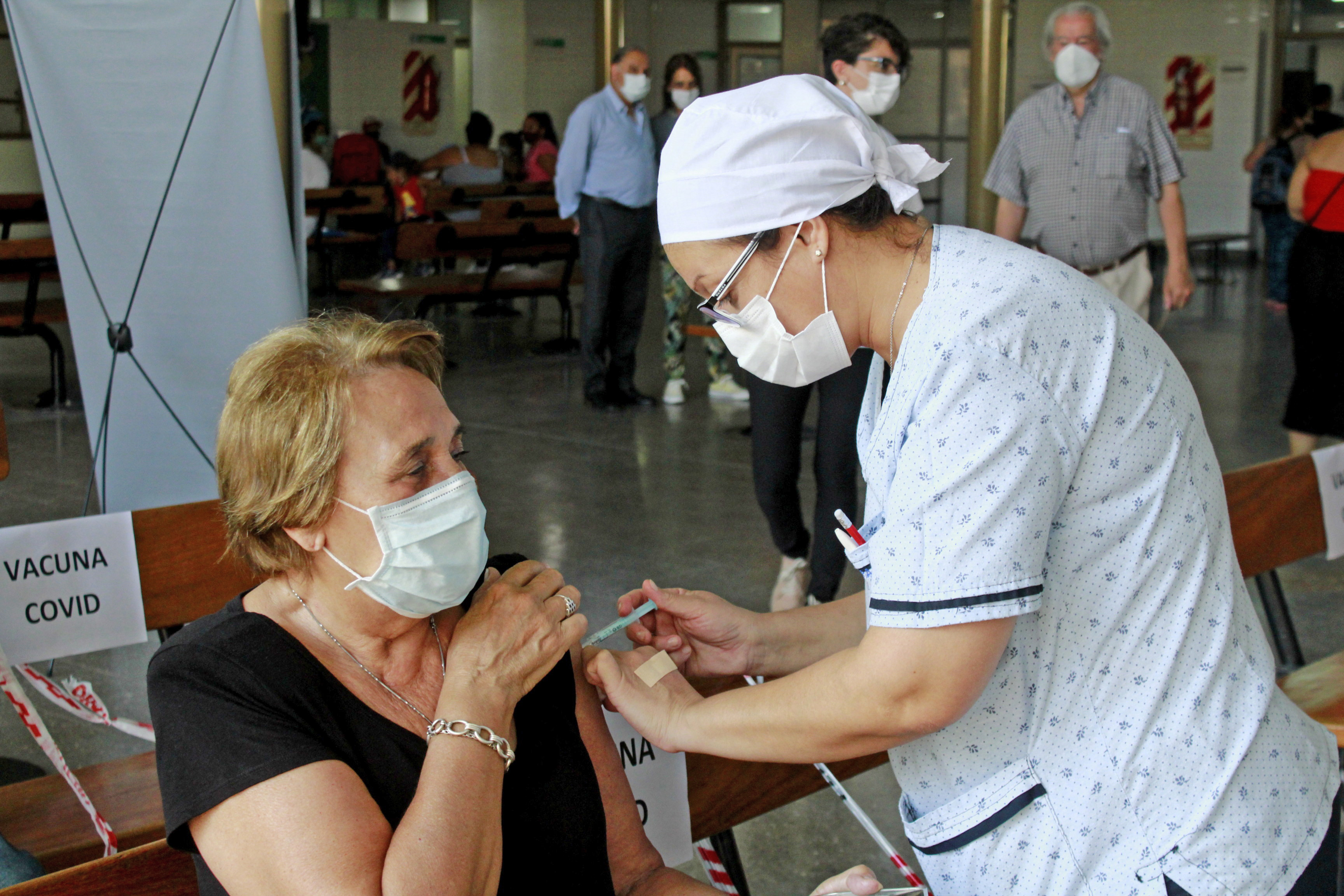 Continúa la campaña de vacunación contra la Covid-19 en distritos