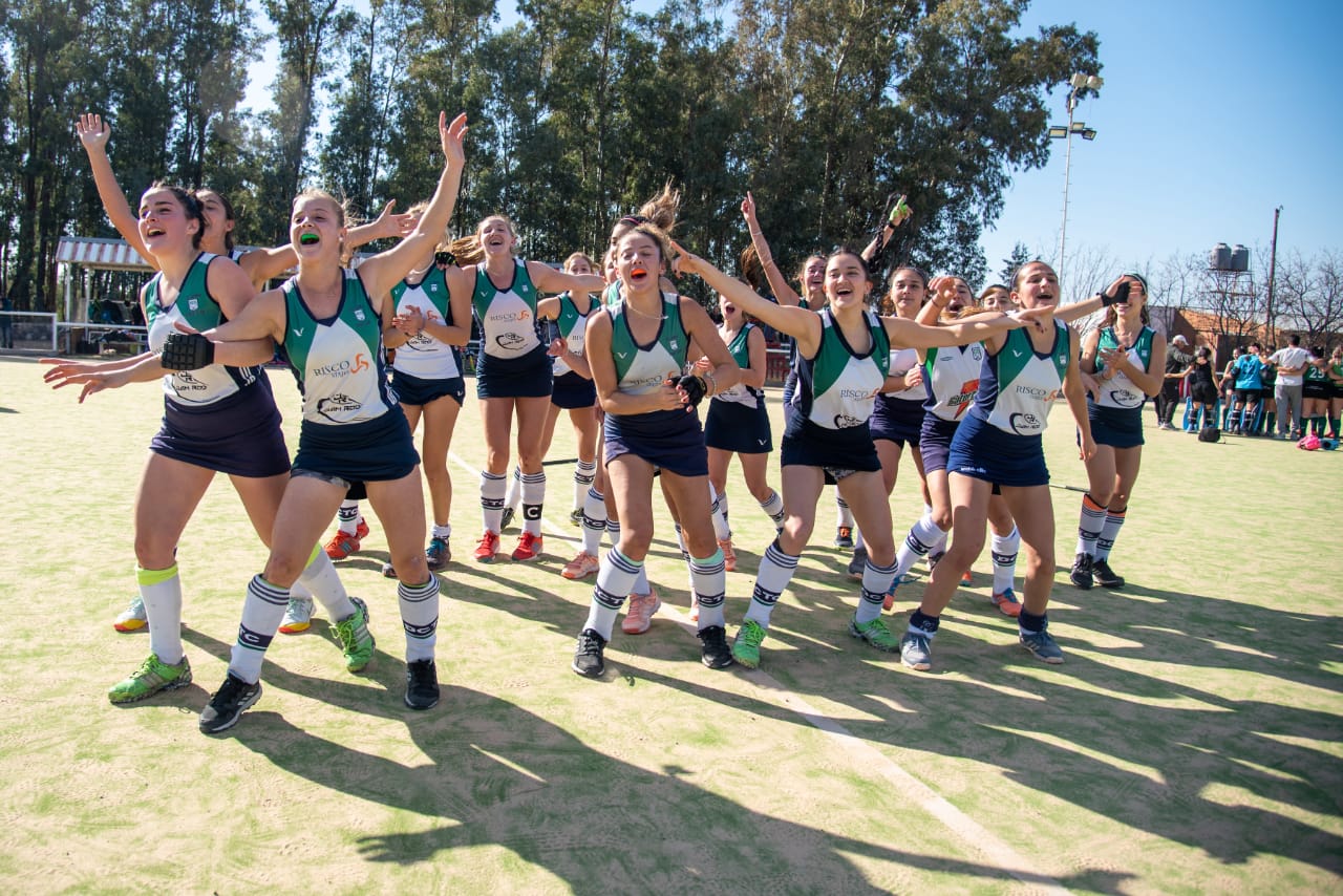Del Carmen Tenis Club y Maristas gritaron campeón en el Torneo Apertura de hockey local