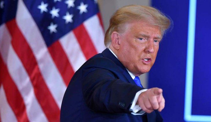 Donald Trump va por todos: denunció a Facebook, Twitter y Google