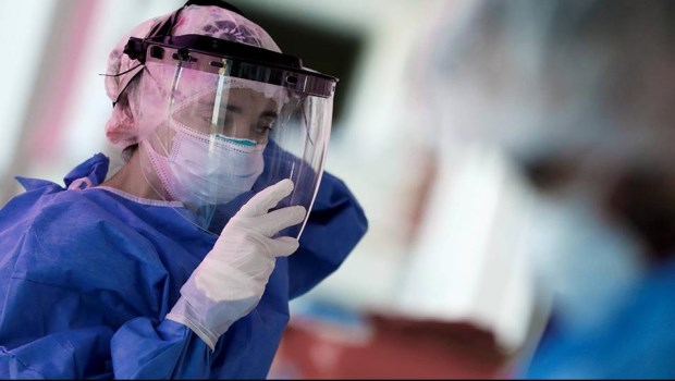 España otra vez en riesgo por el aumento de casos de Covid en jóvenes