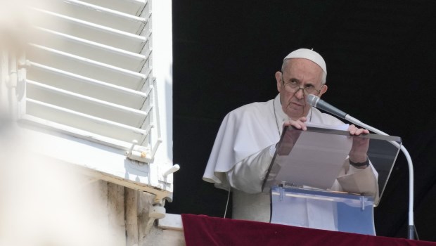 Francisco: «Estoy cerca del querido pueblo cubano en estos momentos difíciles»