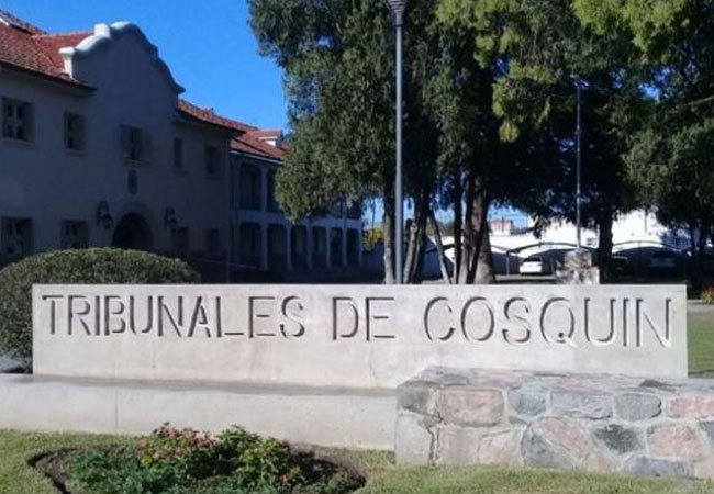 Fue mamá producto de una violación, quiere que la separen de su hija y la justicia falló a su favor