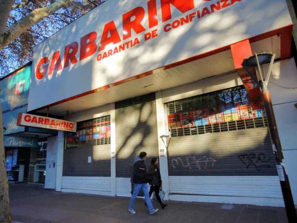 Garbarino en Mendoza: unos 70 trabajadores, en alerta por posible cierre de sucursales