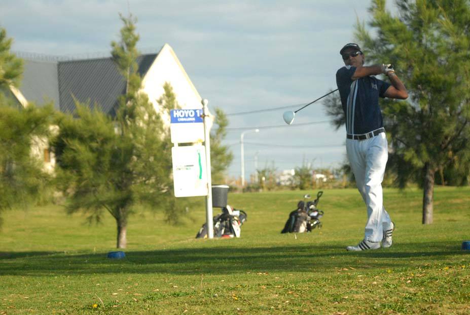 Mauricio Guajardo y Matías Perea victoriosos en la 6ª fecha del Torneo «Nevado Club House»