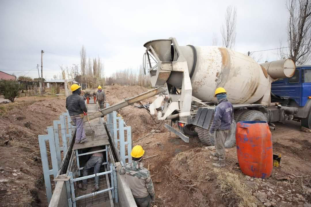 Harán trabajos en la cuenca del Atuel para que “se pueda navegar con poca agua”