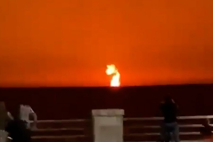 Investigan una impresionante explosión en el Mar Caspio