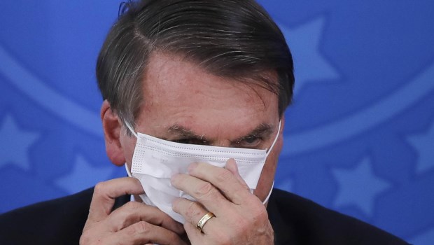La Fiscalía General de Brasil pidió a la Corte investigar el rol de Bolsonaro en el escándalo de la compra de vacunas