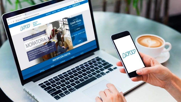 Promulgan la nueva ley de Monotributo