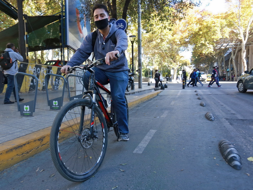 Suarez anunció la red de ciclovías «más grande del país»