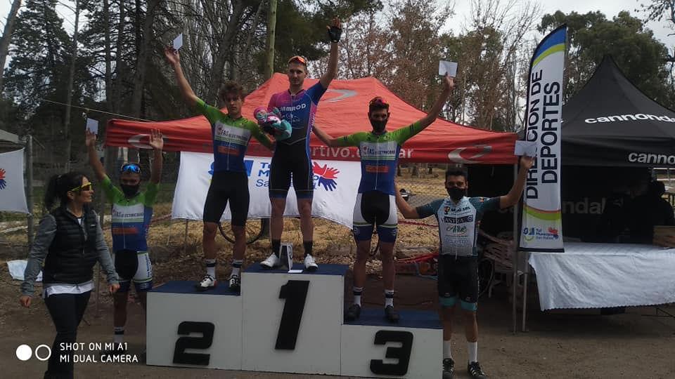 En el Parque Hipólito Yrigoyen se disputó la 1ª fecha del Criterium de Apertura de ciclismo
