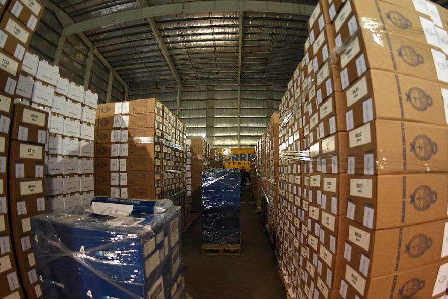 Elecciones: Doce partidos pidieron mayores controles en la carga de datos y un código QR para seguir las urnas