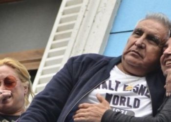 El «Pata» Medina y su hijo vuelven a prisión domiciliaria tras el acto gremial