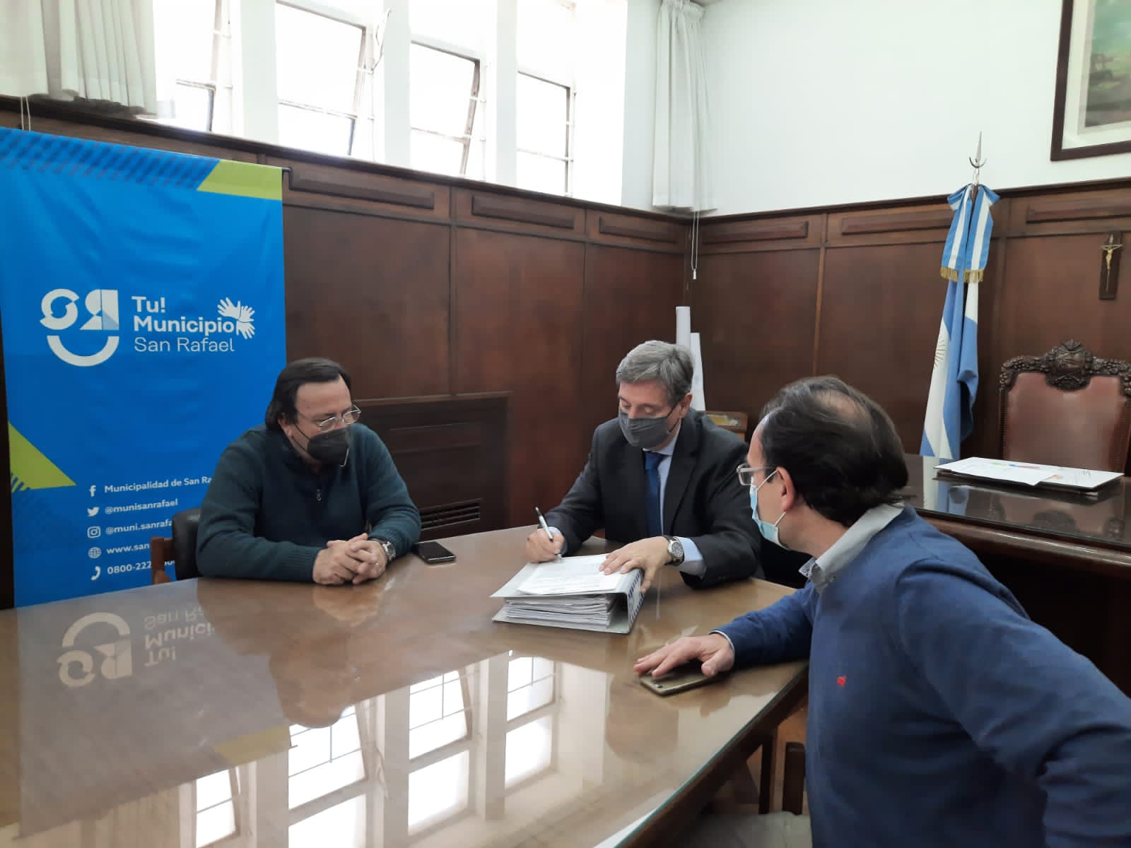 El nuevo gasoducto un poco más cerca: Se adjudicó la compra de caños, el principal insumo para la ejecución de la obra
