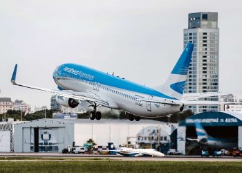 Fondos buitre reactivan la demanda contra la Argentina para que pague más de US$300 millones por la expropiación de Aerolíneas Argentinas
