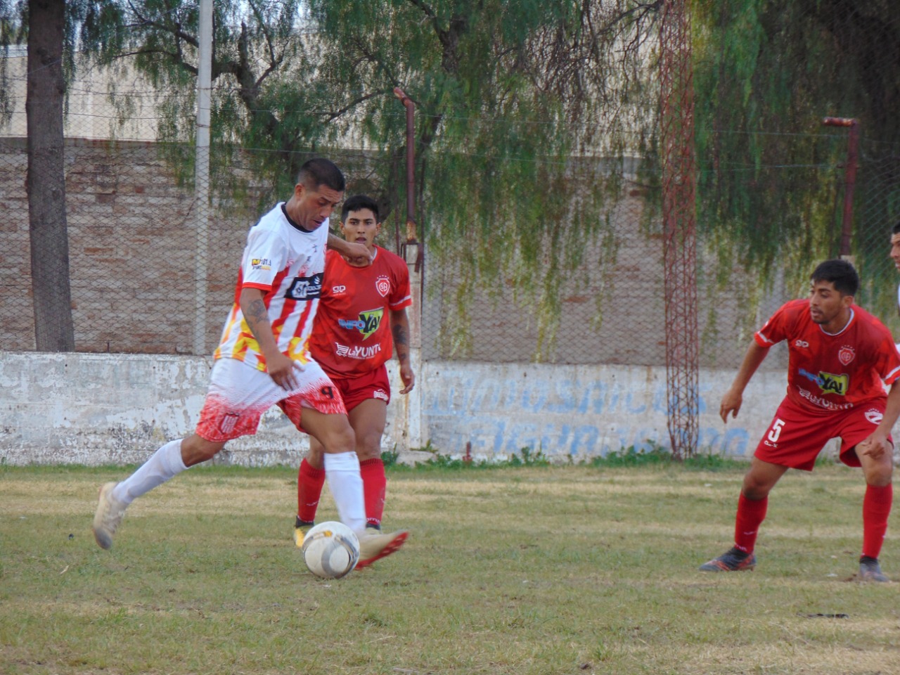 Fútbol local: triunfos de Balloffet, Quiroga y Villa Atuel en el cierre de la 6ª fecha