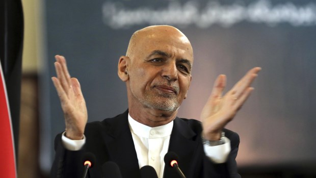 Ghani dijo que huyó de Afganistán para «evitar un baño de sangre»