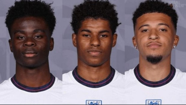 La policía británica detiene a 11 personas por insultos racistas a jugadores de fútbol tras la derrota en la Eurocopa