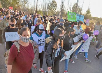 Gran dolor y consternación por el femicidio de una chica de 15 años en Maipú