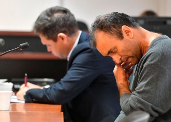 “Policía, lléveme preso”: el macabro caso del albañil que degolló a su hija discapacitada de 6 años