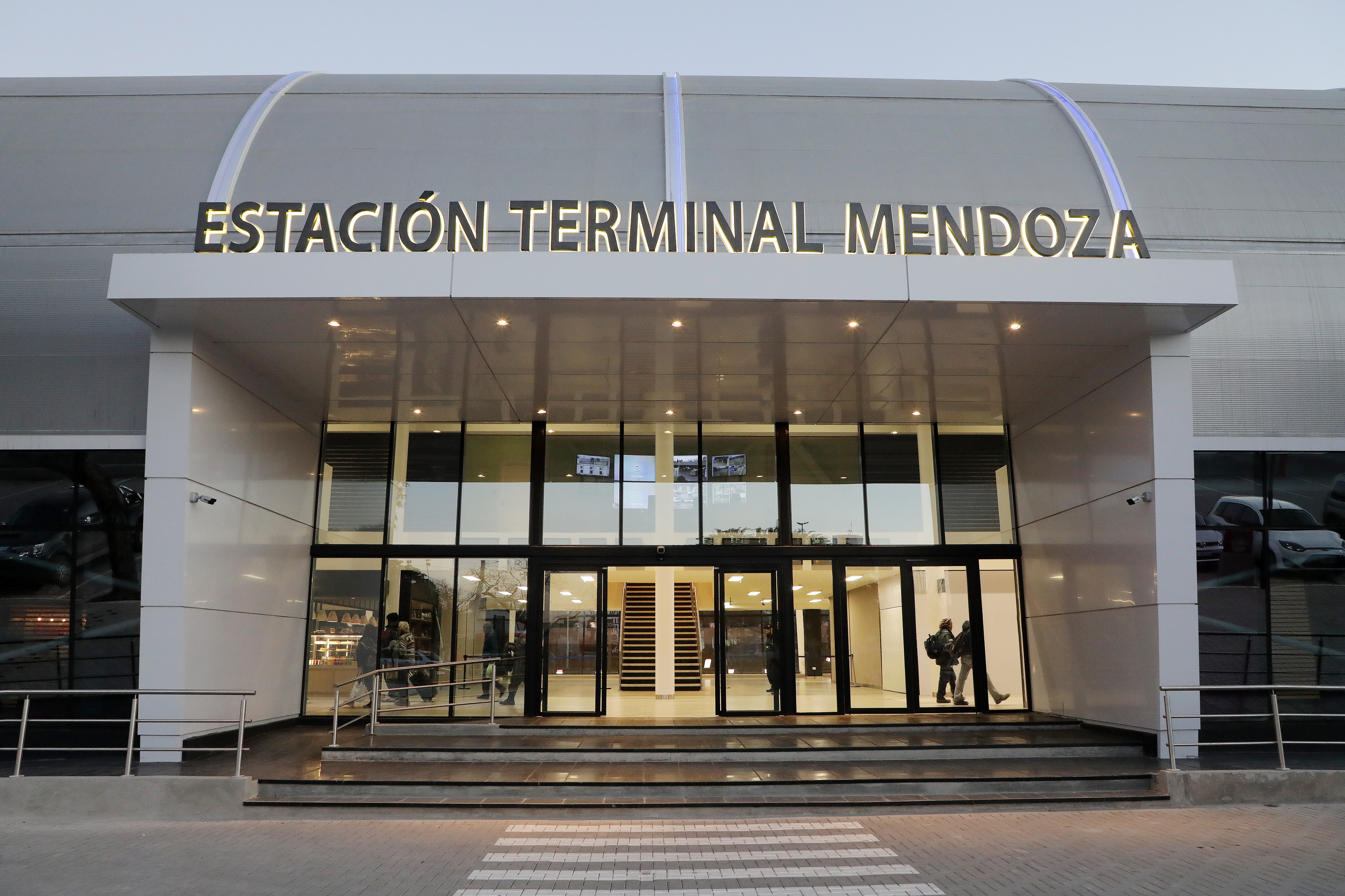Una joven denunció que fue drogada en un colectivo que abordó en la Terminal de Mendoza